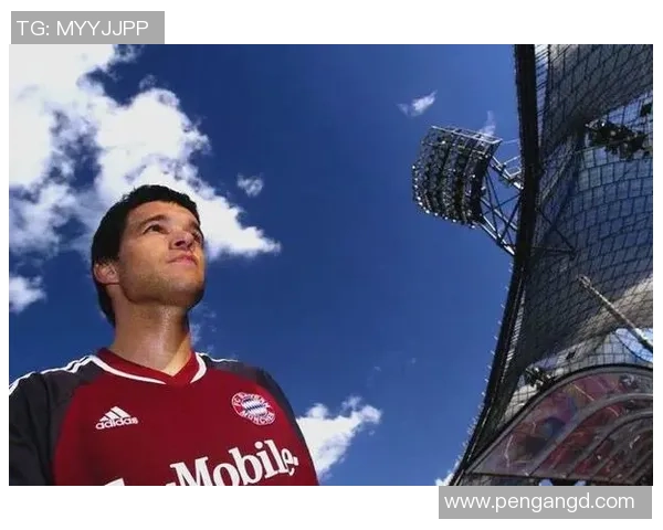 德国足球14号球星是谁 了解这位在绿茵场上闪耀的传奇人物 德国足球14号球星是谁 了解这位在绿茵场上闪耀的传奇人物