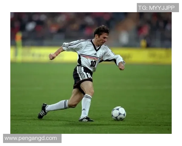 扎头发踢足球的德国球星如何通过独特风格征服世界赛场 扎头发踢足球的德国球星如何通过独特风格征服世界赛场